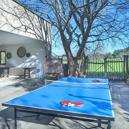 Owl Brullet - Rustic Villa