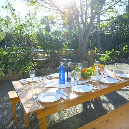 Owl Brullet - Rustic Villa *